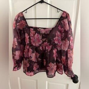 Thirty/Thirty Iridescent Floral Babydoll Puffy Sleeves Ruffle Top Sz Large.